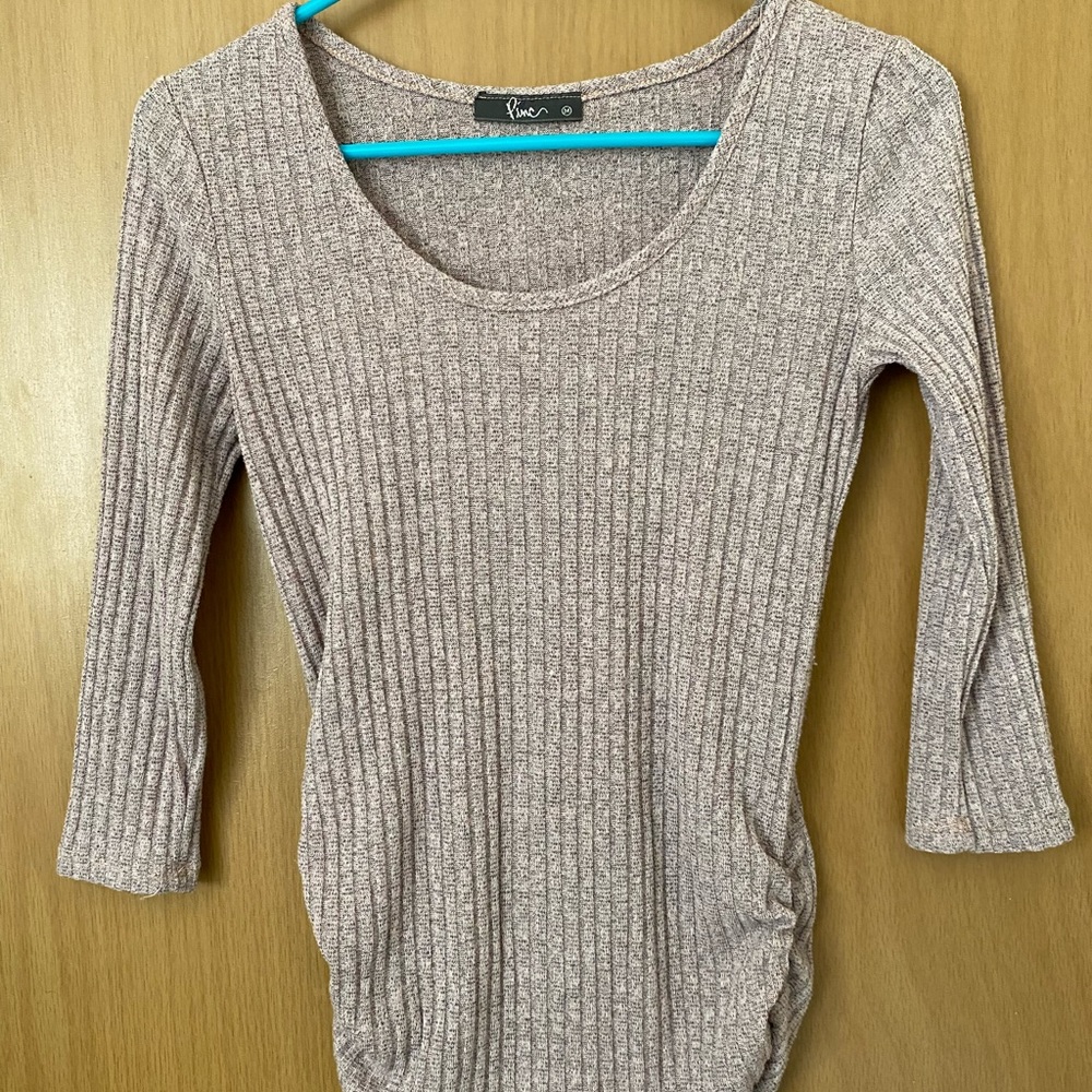 Light weight sweater